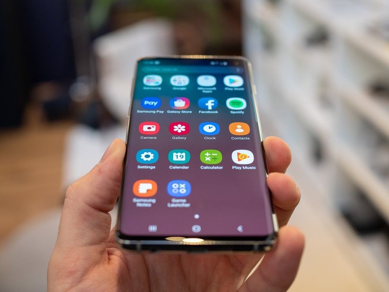 Samsung Galaxy S11 is said to have a camera better than iPhone11.