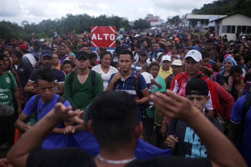 More than 2,500 Hondurans along with dozens of Nicaraguans, Guatemalans, and Salvadorans joined the caravan to enter United States.