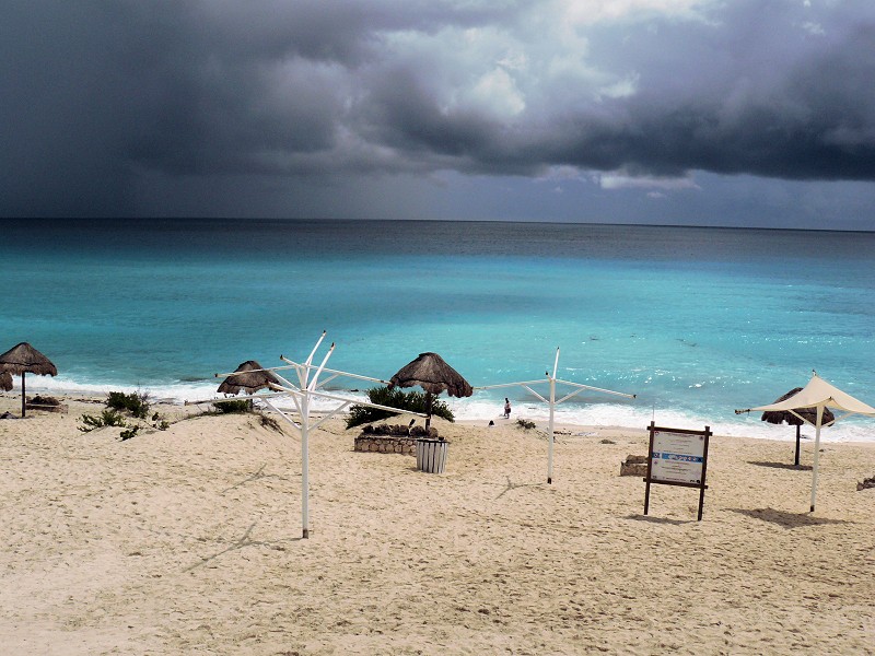 Empty Beach in Cancun