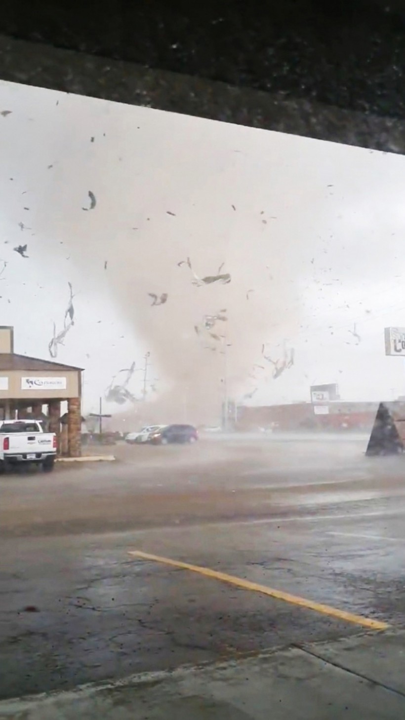 A tornado wrecking havoc in Jonesboro, Arkansas