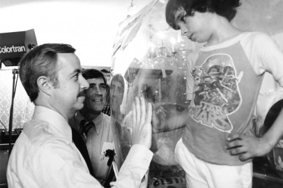 David Vetter being introduced to his new pediatric immunologist, Dr. William Shearer, in 1979. 