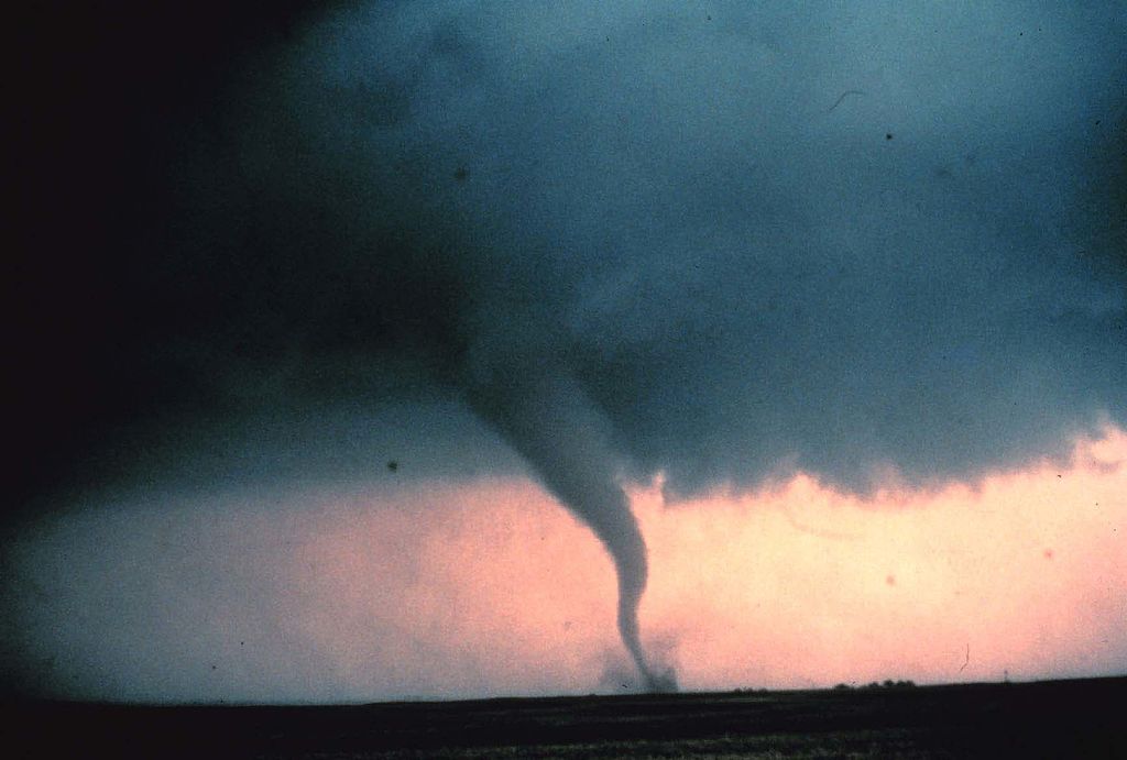 Minnesota Tornado Kills 1, Multiple Farmsteads Damaged Latin Post