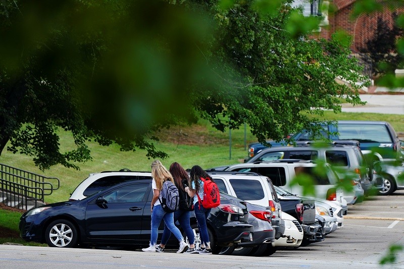 Amid COVID-19 and Reopening of Schools 260 Students 8 Teachers Quarantined in Georgia School District