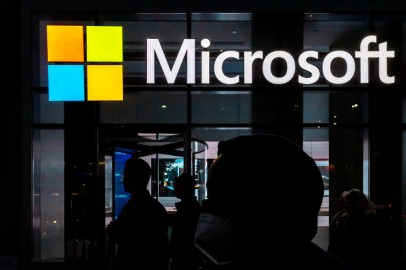 New Microsoft Tech to Track Body Language in Meetings Raises Privacy Concerns