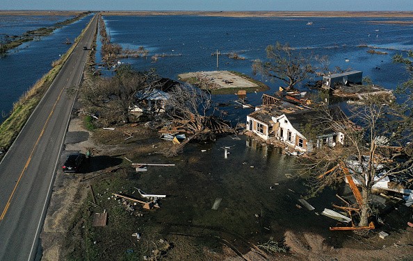 Hurricane Delta Leaves Hundreds of Thousands Homes and Businesses in US without Electricity