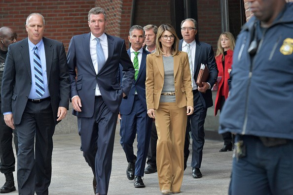 Lori Loughlin Starts Jail Sentence in College Admissions Scam