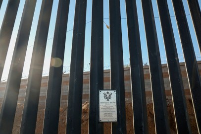 Trump Can Divert Military Funds for Mexican Border Wall, Court Rules