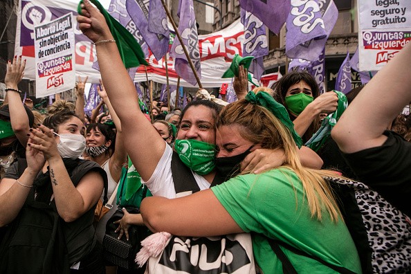 Lower House Gives Half Sanction to Bill to Legalize Abortion in Argentina