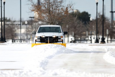 “No One Owes You or Your Family Anything”: Texas Mayor Resigns After Calling Residents Looking for Help Lazy in Winter Storm