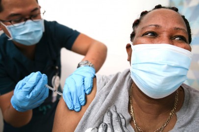 Community Health Care Center Offers Free Covid-19 Vaccines To Eligible South LA Residents