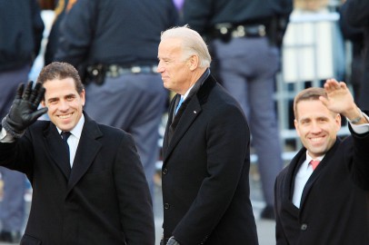 Obama Ethics Chief Warns on Hunter Biden’s Art, Cites Risk of 'Influence-Seekers Funneling Money' to the Biden Family