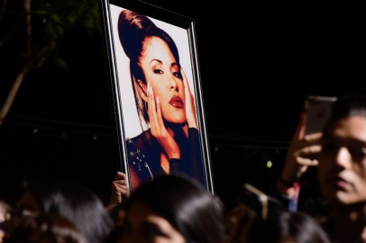 Selena's Killer Yolanda Saldivar to Get Another Shot at Freedom