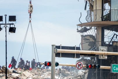 Florida Building Collapse: Ex-Lawmaker Says Revoked Law Could Have Prevented Condo's Fall Down; Miami Beach Officials Orders Building Inspections