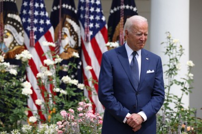 Pres. Joe Biden Calls Reporter “Pain in the Neck” After Asking About COVID Vaccine When He Wanted to Be Asked About Iraq
