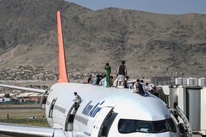 Afghan Falling From Plane and Dying in US Plane's Landing Gear: Troops Now Clearing Kabul Airport's Runways