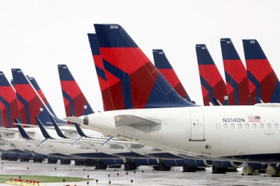 Delta Air Lines to Charge Employees More for Health Insurance if They Choose Not to Get Vaccinated