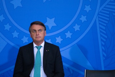 “I Didn’t Come Here to Be Bored”: Brazil President Jair Bolsonaro Snaps at Reporter When Asked About COVID Death Toll