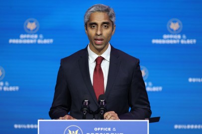 U.S. Surgeon General Vivek Murthy Warns of Rising Omicron Cases in Much of the Country, Says 'Next Few Weeks Will Be Tough'
