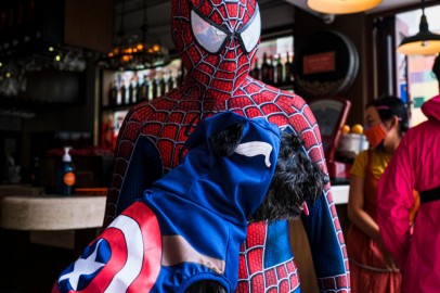 'Spider-Man' in Mexico Helps Keep Children Safe During Shootout Between Drug Cartel Members, Cops