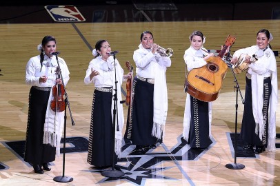 NBA Noche Latina: Milwaukee Bucks to Honor Latino Groups During Annual Event