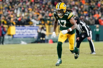 Packers: Davante Adams Wants to Play With Derek Carr on Raiders, But Aaron Rodgers Thinks There Was ‘Disconnect’