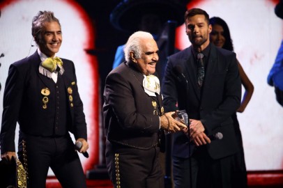 Grammy Awards 2022: Vicente Fernandez Wins Posthumous Grammy for 'A Mis 80's'