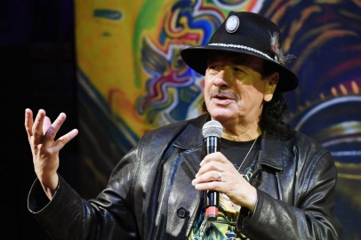Carlos Santana Gives Health Update After He Faints on Stage in Michigan Concert