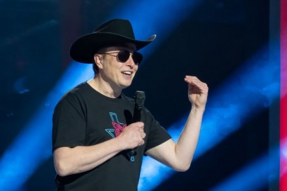 Elon Musk Twitter Deal No More? Tesla CEO Backs Out of $44 Billion Buyout