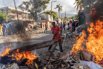 Haiti Economy Appears Close to Collapse as Violence Soars, Nation at Breaking Point