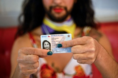 Chile Issues its First Gender-neutral ID Card  