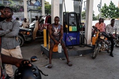 Haiti's Largest Oil Depot Re-Opens For the First Time Since September After Gangs Took Over