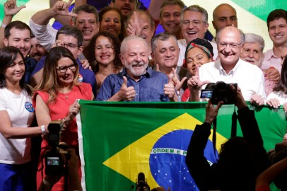 Brazil: Lula Will Have Mixed Economics Team of Leftists and Conservatives