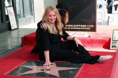 Christina Applegate Receives Hollywood Walk of Fame Star Following Multiple Sclerosis Diagnosis 