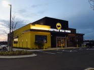 Caught On Video Ohio Teens Speed Off From Buffalo Wild Wings With 