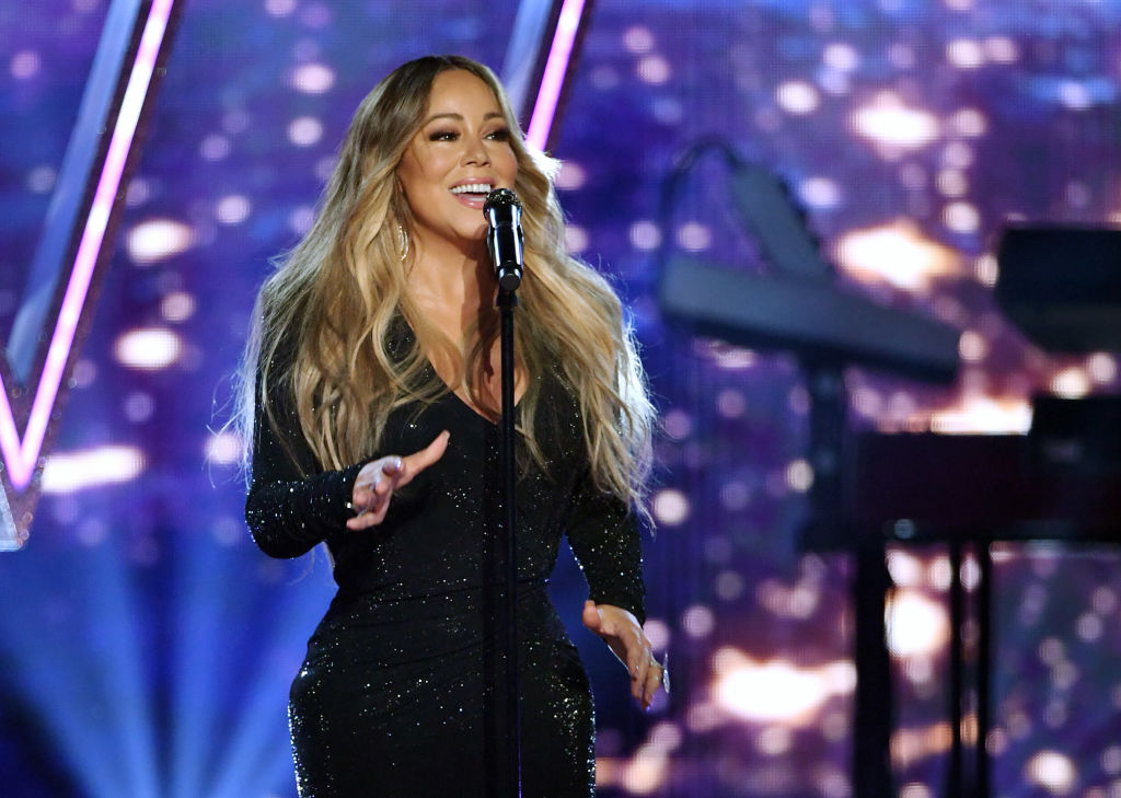 Mariah Carey Blasted by Fans for 'Blatant Lip-Syncing' and ‘Lack of Energy’ During Macy's Thanksgiving Day Parade Performance