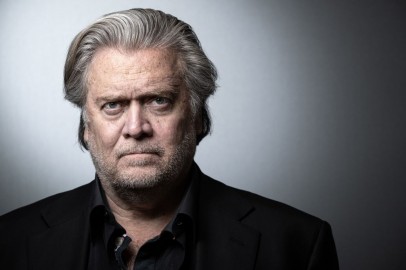Steve Bannon Ghosts His Own Lawyers Over Border Wall Fraud Case, Now They Want to Quit