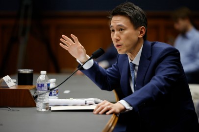 TikTok CEO Grilled by Congress as Republicans and Democrats Show United Front Against Chinese-Owned App