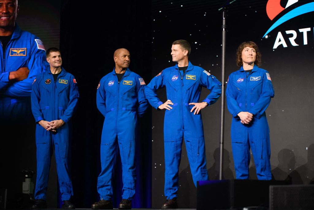 NASA Picks 4 New Astronauts for U.S. 1st Moon Expedition in 50 Years