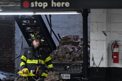 Multistorey Car Park in New York Collapses; 1 Dead, 5 Injured