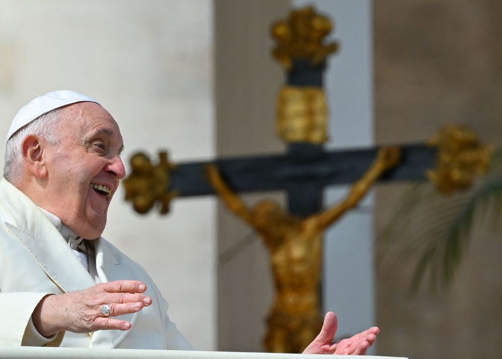 Pope Francis Takes Historic Step With Women Voting Rights In Vatican ...