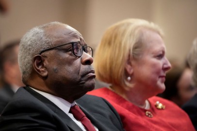 Clarence Thomas Ethics Scandal: Supreme Court Justice's Wife Received Money From GOP Activist