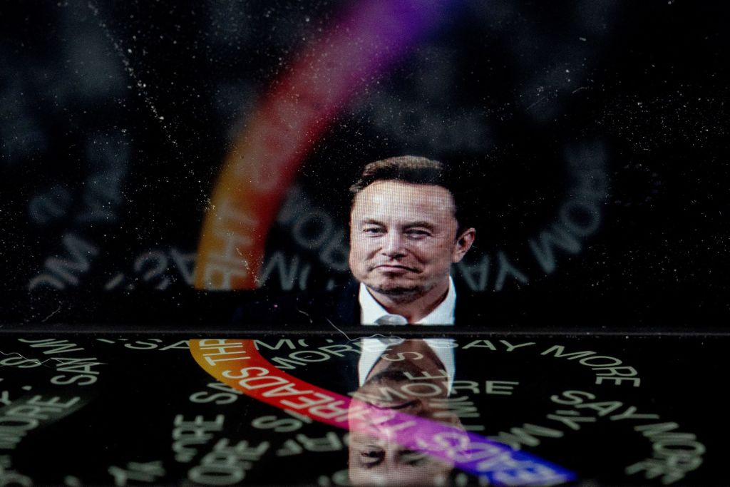 Elon Musk Issues Nsfw Challenge To Mark Zuckerberg Amid Twitter Vs Threads Feud Latin Post