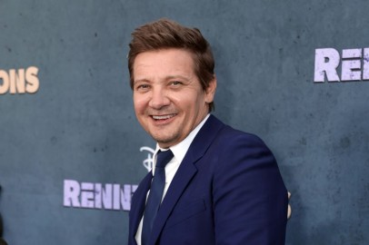  'Avengers' Star Jeremy Renner Details Recovery and Therapy Efforts After Horrific Snowplow Accident