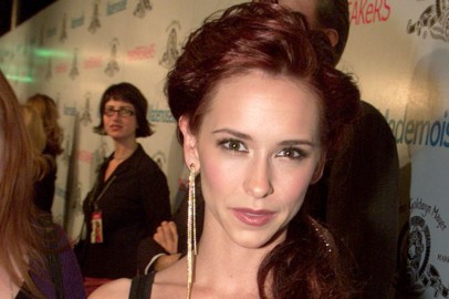 Jennifer Love Hewitt Claps Back at People Who Labeled Her 'Unrecognizable' After Filtered Pics