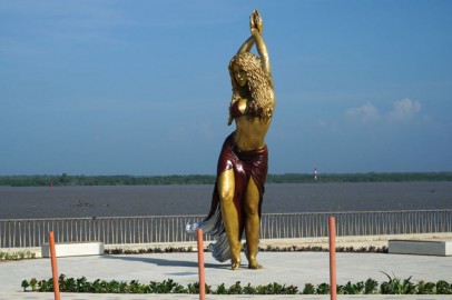 Shakira's Bronze Statue Unveiled in Barranquilla, Colombia