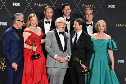 Emmy Awards 2024: 'Succession,' 'The Bear' Remain Dominant in Awards Show Hauls