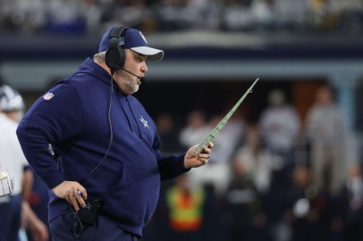Cowboys: Mike McCarthy Sends 1 Strong Plea To Dallas Fans After Jerry Jones Did Not Fire Him