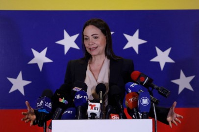 Venezuela Supreme Court Bars Opposition Candidate Maria Corina Machado From Running Against Nicolas Maduro