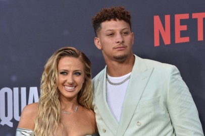 Brittany Mahomes: Patrick Mahomes Wife Makes 2024 Sports Illustrated Swimsuit Rookie Debut