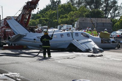 Florida Interstate Plane Crash: 2 Dead After Plane Tried Doing Emergency Landing on Highway